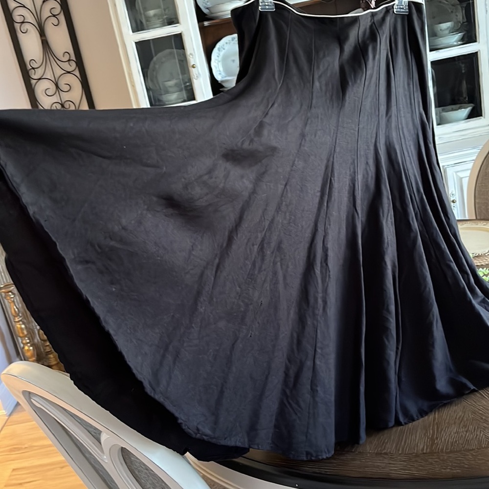 Larry Levine Linen Skirt